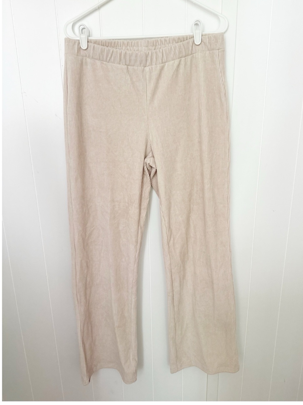Barefoot dreams stretch cord wide leg pants stone size medium